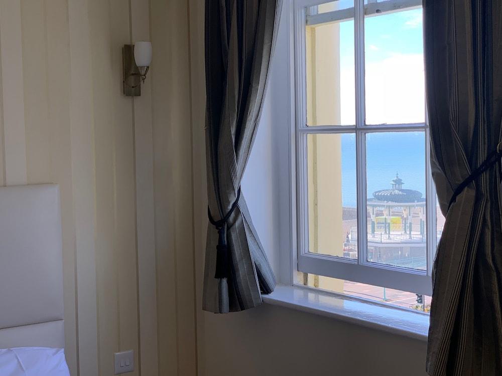 Four Points Flex By Sheraton Brighton 3*