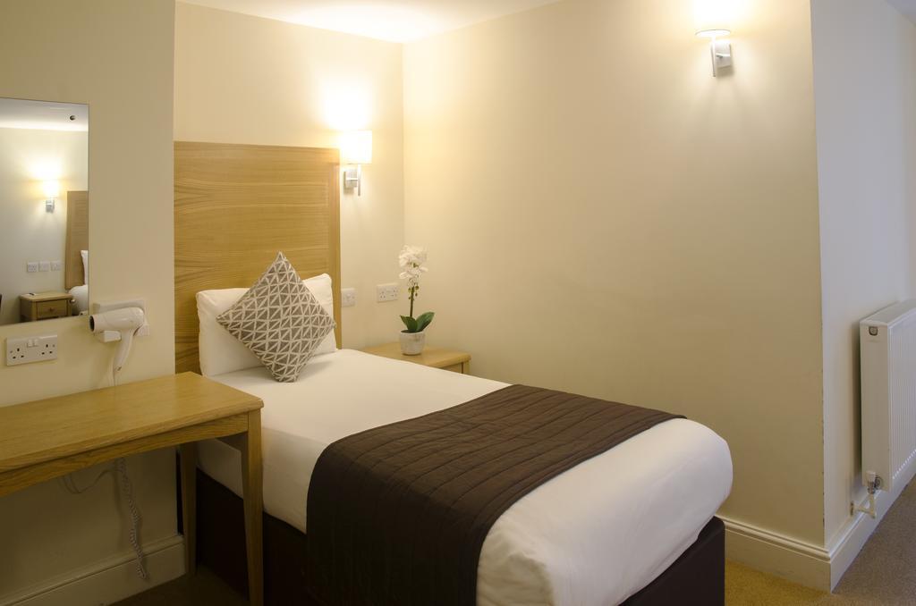 Four Points Flex By Sheraton Brighton Hotel 3*